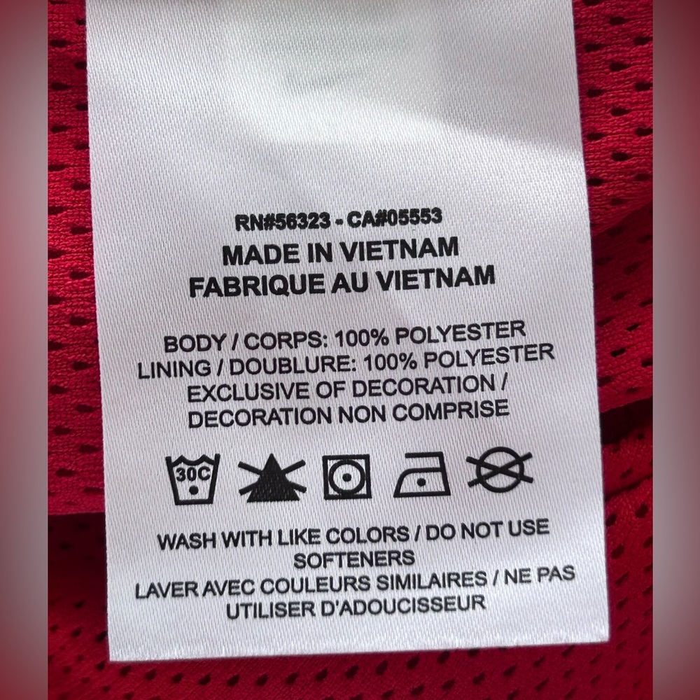 EUC Men’s Nike Athletic shorts. Red with drawstring waist and mesh lining Sz L - Picture 12 of 13